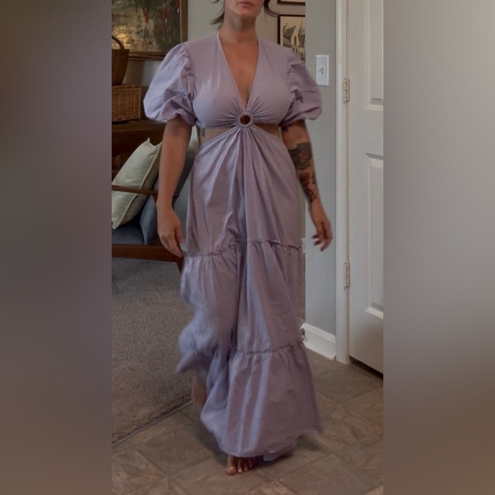 Lavender Tiered Maxi Dress with Front Ring & Puff Sleeve open back 100% cotton - Picture 5 of 13